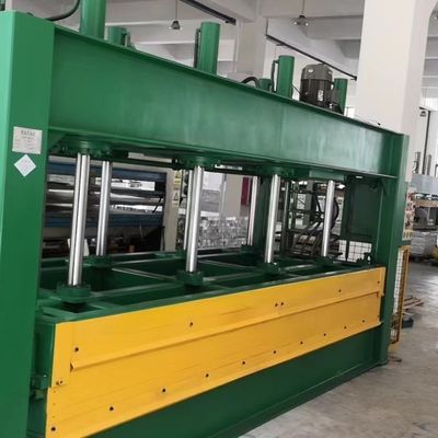 Máquina de prensagem a quente de painel de honeycomb de alumínio com temperatura de óleo personalizável para venda