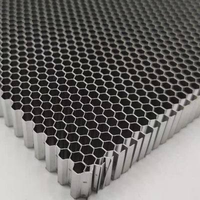 Soldagem por ponto 8.2mm Tamanho de célula Metal aço inoxidável Honeycomb Air Straightener