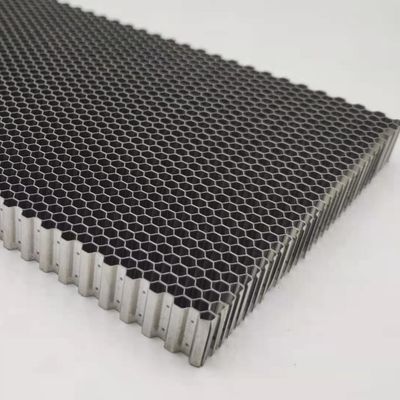 Soldagem por ponto 8.2mm Tamanho de célula Metal aço inoxidável Honeycomb Air Straightener