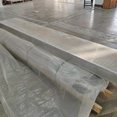 O painel de honeycomb de alumínio soldado usado no telhado flutuante interno