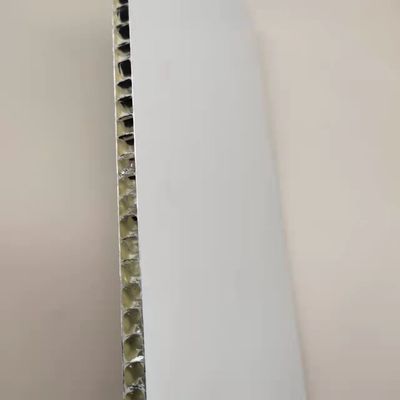 Painéis de honeycomb de FRP ecológicos 1600x2150mm Alta resistência mecânica
